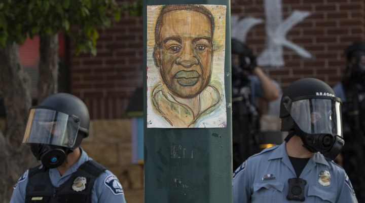 Irkçı polis tarafından öldürülen Floyd'un nisanda Covid-19 geçirdiği anlaşıldı