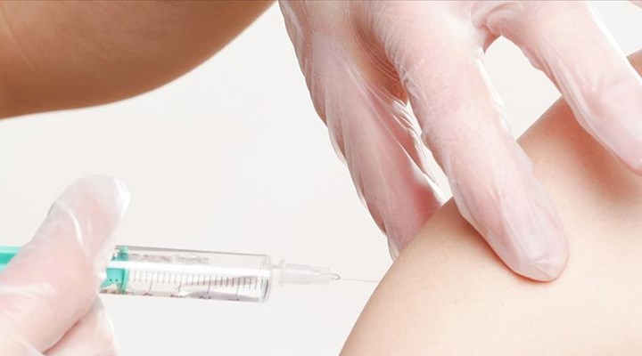Sağlık Bakanlığı'ndan aşı kararı: Takvimde değişiklik