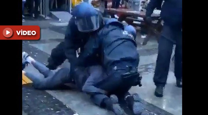 Polisin siyah bir göstericiye şiddeti Almanya’da tartışma yarattı