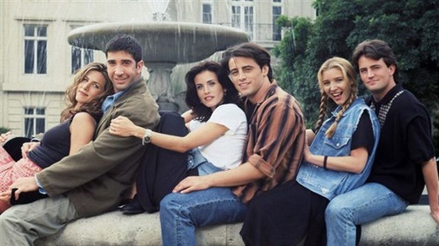 Friends’in yaratcılarından Marta Kauffman, diziyle ilgili pişmanlığını açıkladı