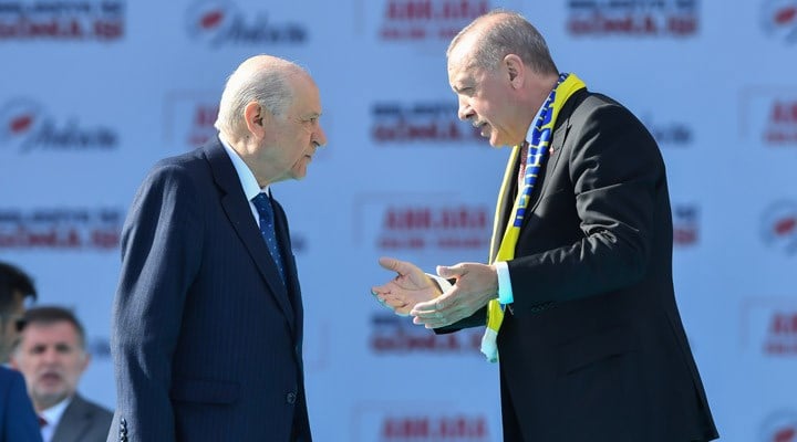 MetroPOLL anketi: AKP'de düşüş sürüyor, kararsızlar MHP'nin oyundan fazla