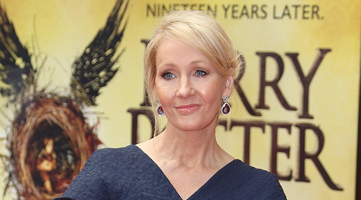 Harry Potter'ın yazarı J.K. Rowling, cinsel saldırıya maruz bırakıldığını açıkladı