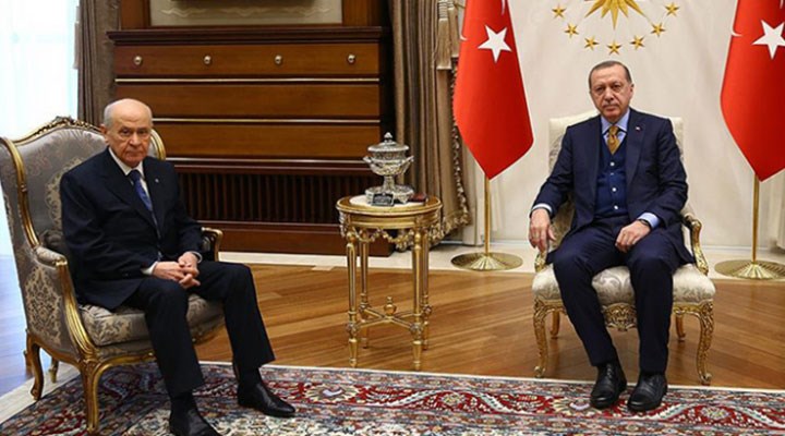 Erdoğan ve Bahçeli, Saray'da görüştü