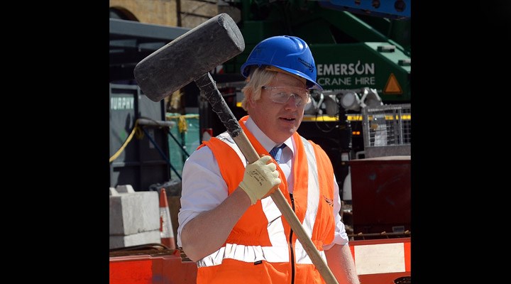 Boris Johnson ekonomik krizden çıkışın yolunu buldu: İnşaat!