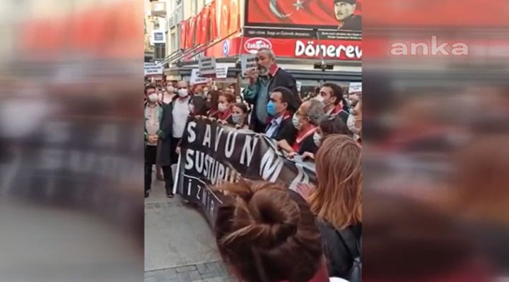 İzmir’de avukatların çoklu baro eylemine polis müdahalesi