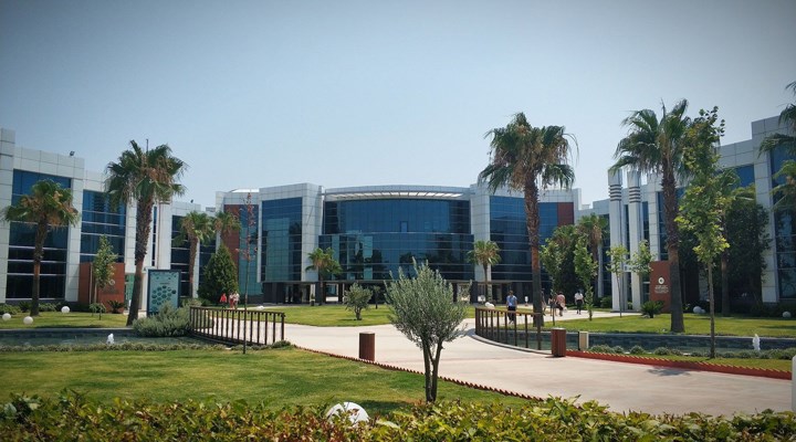 Bakırçay Üniversitesi ‘kişiye özel’ ilanı iptal etti