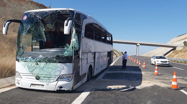 Balıkesir’de trafik kazası: 33 yaralı