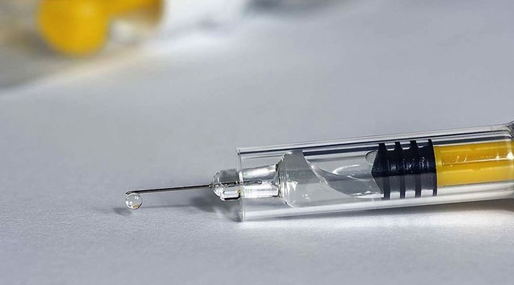'Oxford'un çalıştığı Covid-19 aşısı için olumlu haberler gelebilir'