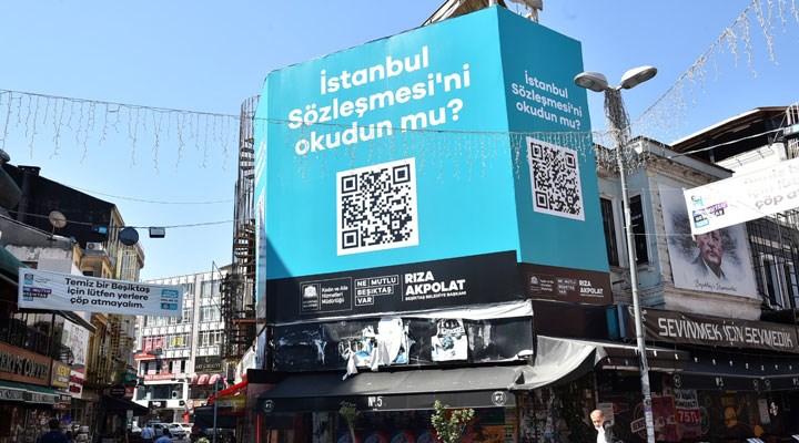 Beşiktaş Belediyesi, ilçenin dört bir yanında kadın cinayetleri ve İstanbul Sözleşmesi’ne dikkat çekiyor