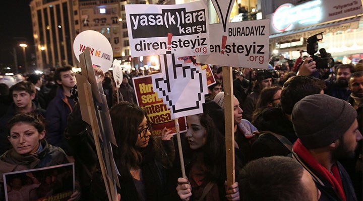 Sosyal medya düzenlemesi AYM yolunda: AKP Anayasa’yı yine çiğniyor