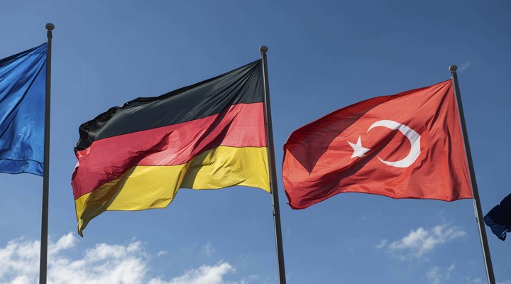 Almanya, Türkiye'ye yönelik seyahat uyarısını 4 şehir için kaldırdı