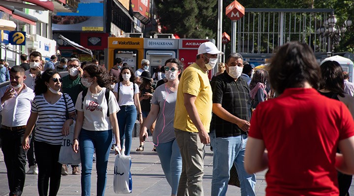 Türkiye'nin koronavirüs salgınında son 24 saat: 14 can kaybı, 1153 yeni vaka