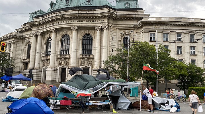 Bulgaristan’da çadırlar kuruldu, direnişe devam