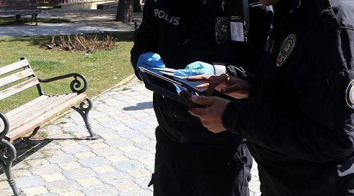 Valilik açıkladı: Ankara'da maske takmayan bin 147 kişiye 1 milyon TL ceza