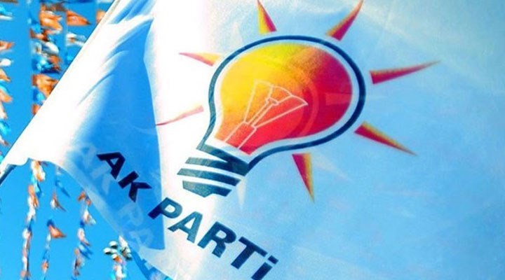 Genel merkez tarafından istifası istenen 12 AKP’li ilçe başkanı istifa etti