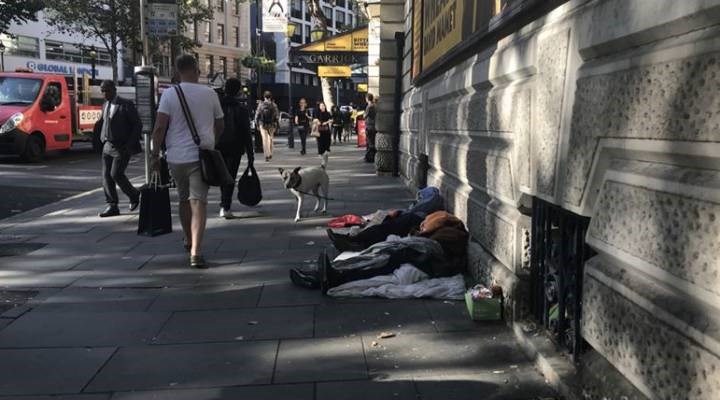 Londra Belediye Başkanı Khan: Londra'da binlerce kişi kirasını ödeyemediği için evsiz kalabilir