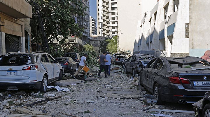 DSÖ: Beyrut'ta yaşanan patlamada 3 hastane devre dışı kaldı