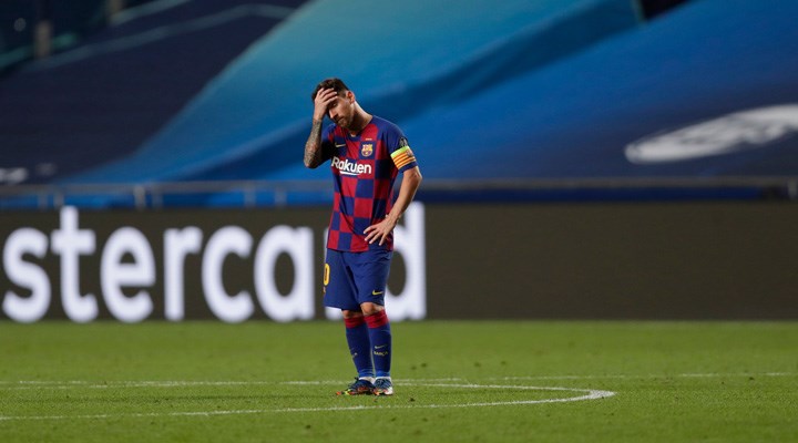 İddia: Messi, Barcelona'dan ayrılma kararını yönetime bildirdi