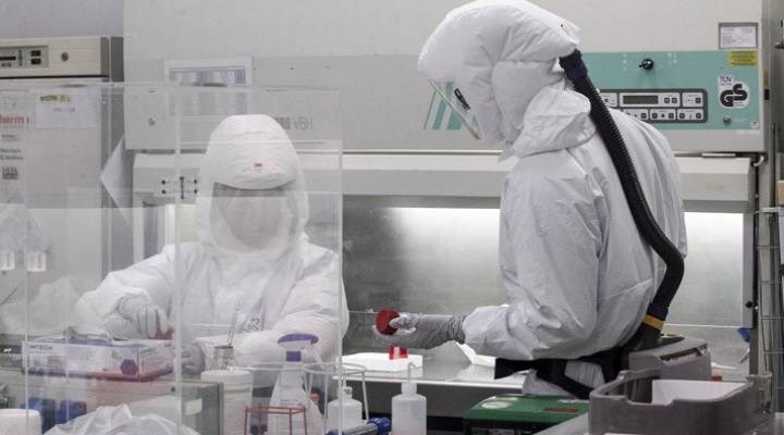 Singapurlu araştırmacılar koronavirüsün daha hafif enfeksiyonlara sebep olan bir varyantını buldu