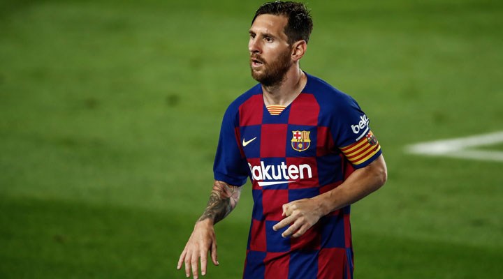 Messi, ayrılma kararını Barcelona yönetimine bildirdi