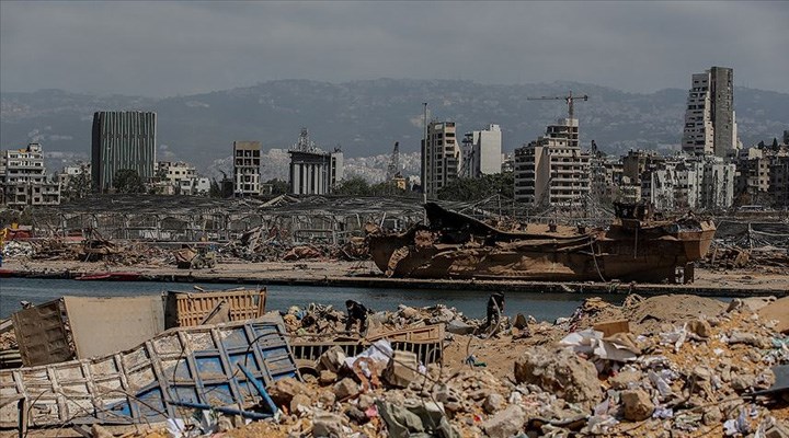 Beyrut Limanı’nda patlayıcı madde yüklü 143 konteyner daha bulundu