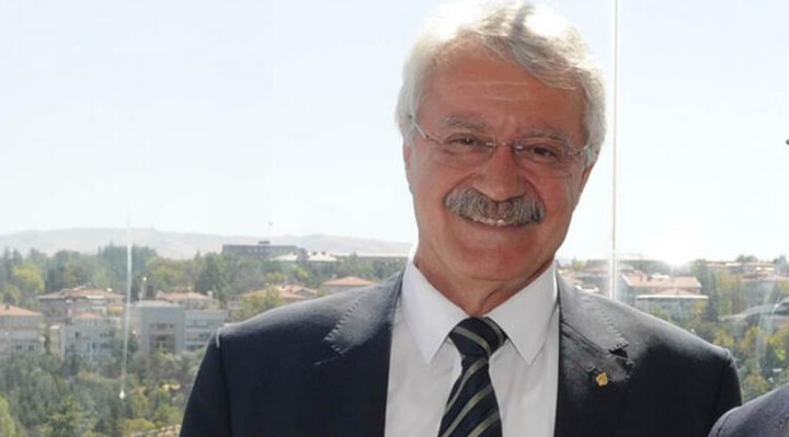 Eski Çankaya Belediye Başkanı Bülent Tanık'ı örümcek ısırdı: Yoğun bakımda