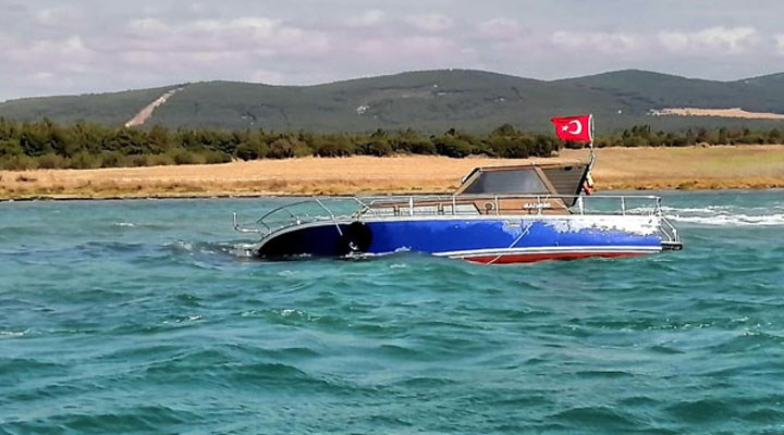 Şarköy açıklarında karaya oturan teknedeki 3 kişi kurtarıldı