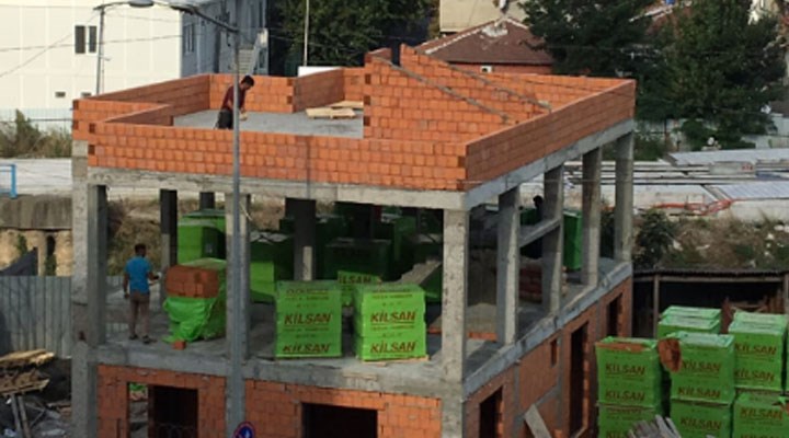 AKP’li belediye, İBB'nin arazisine çökmüş: Haliç ‘kaçak inşaat’ kokuyor!