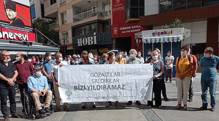 "Operasyonlar sadece HDP'lileri değil herkesi ilgilendiriyor"