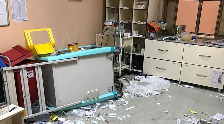 Bingöl'de 112 Acil Sağlık ekibine taşlı ve sopalı saldırı