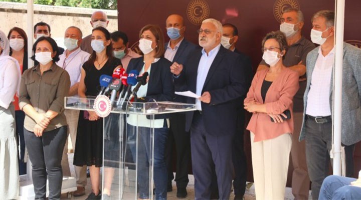 21 siyasetçinin gözaltı süresi 4 gün uzatıldı: ‘Temel sorunlar gizleniyor’