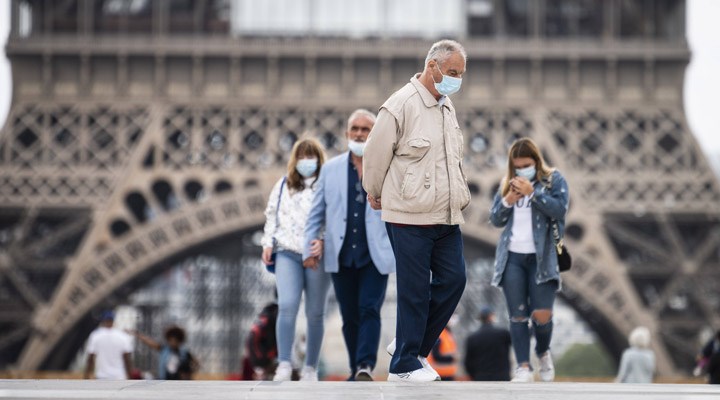 'Maksimum alarm' seviyesine geçen Paris'te yeni koronavirüs tedbirleri alındı