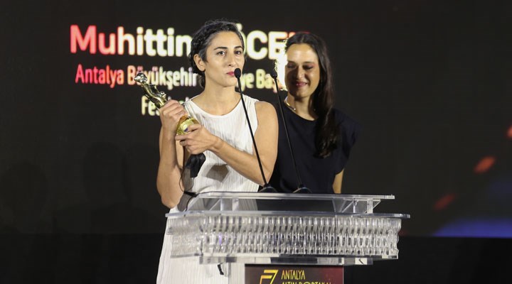 Altın Portakal’da En İyi Film ödülünü ‘Hayaletler’ kazandı