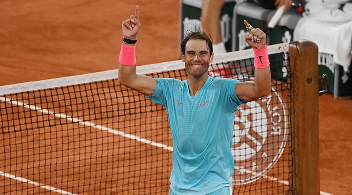 İspanya'da hükümetten Nadal'a üstün liyakat nişanı