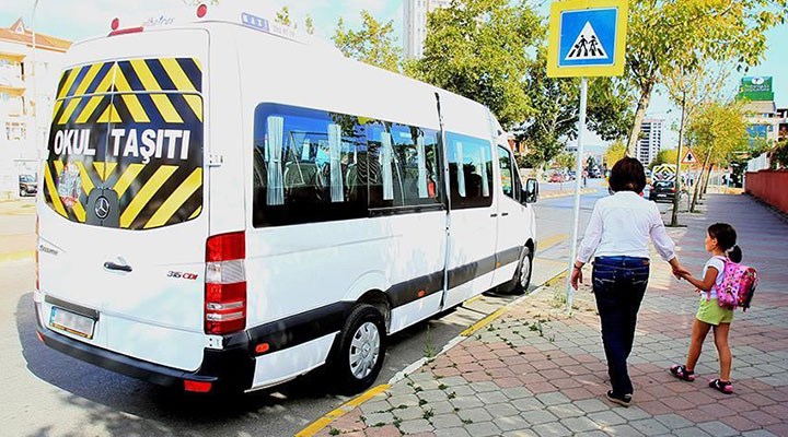İstanbul'da 15 okul servisi aracı trafikten men edildi