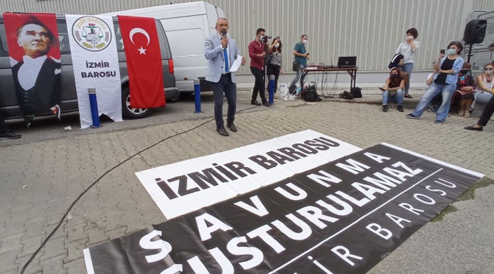 İzmir Barosu’ndan genel kurul protestosu