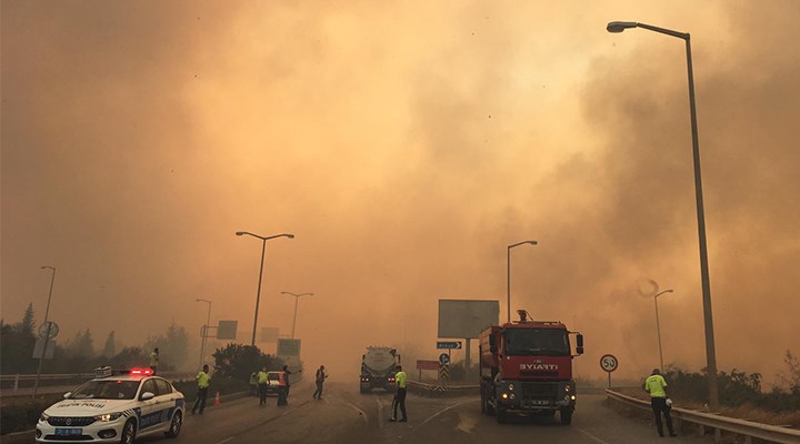 Yangınların araştırılmasını AKP ve MHP reddetti