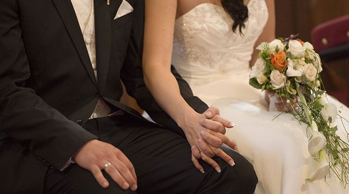 AYM'den 17 yıl boyunca boşanamayan kişi için 'evlenme hakkının ihlali' kararı