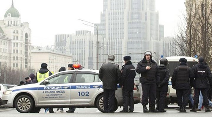 Rusya'da hükümet binasına bombalı saldırı girişimi