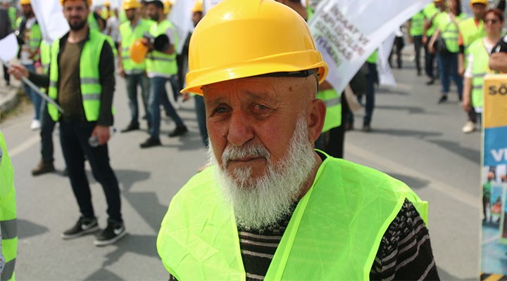 Yaşlılar inşaatlarda ve sanayide çalışıyor: ‘Kıskanılan’ ülkenin gerçeği!