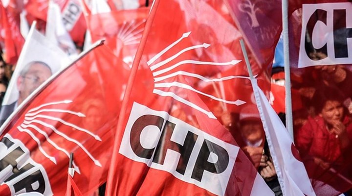 CHP'den İstanbul'da faaliyetleri geçici olarak durdurma kararı