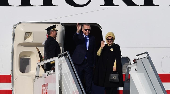 Hürriyet yazarı Hande Fırat: Emine Erdoğan, çakma çanta kullanıyor