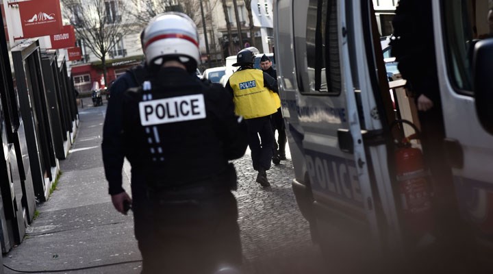 Fransa'nın Nice kentinde 3 kişinin öldürüldüğü saldırıda gözaltı sayısı 6 oldu