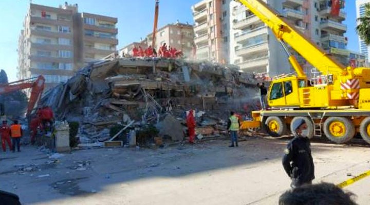 İzmir depreminde yıkılan Doğanlar ile Rızabey apartmanlarına 'çürük' raporu verilmiş!