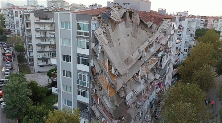 İzmir depreminde son durum: 95 can kaybı, 994 yaralı