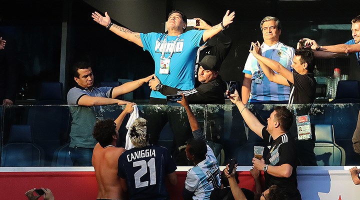 Arjantinli efsane futbolcu Maradona'nın beyin ameliyatı başarılı geçti