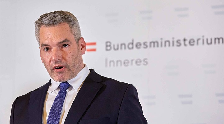Avusturya İçişleri Bakanlığı ‘radikal camilerİ' kapatmaya hazırlanıyor