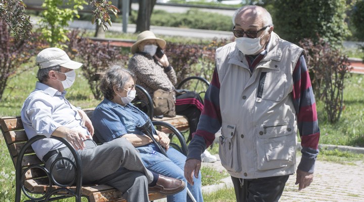İstanbul ve Ankara'da 65 yaş ve üstü yurttaşlara sokağa çıkma kısıtlaması