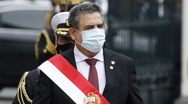 Peru'da geçici Devlet Başkanı Manuel Merino istifa etti