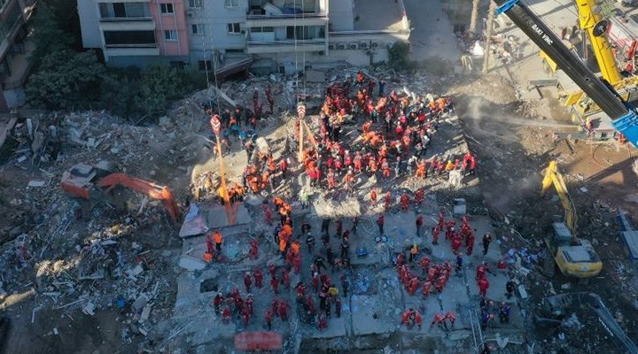 İstanbul depremi AKP’lileri  mecliste karşı karşıya getirdi
